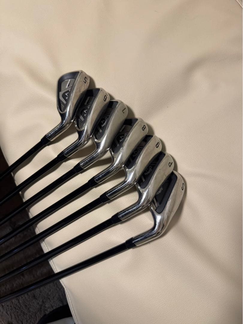 【送料込み】大人気　Callaway ウォーバード　現行最新モデル　ゴルフセット