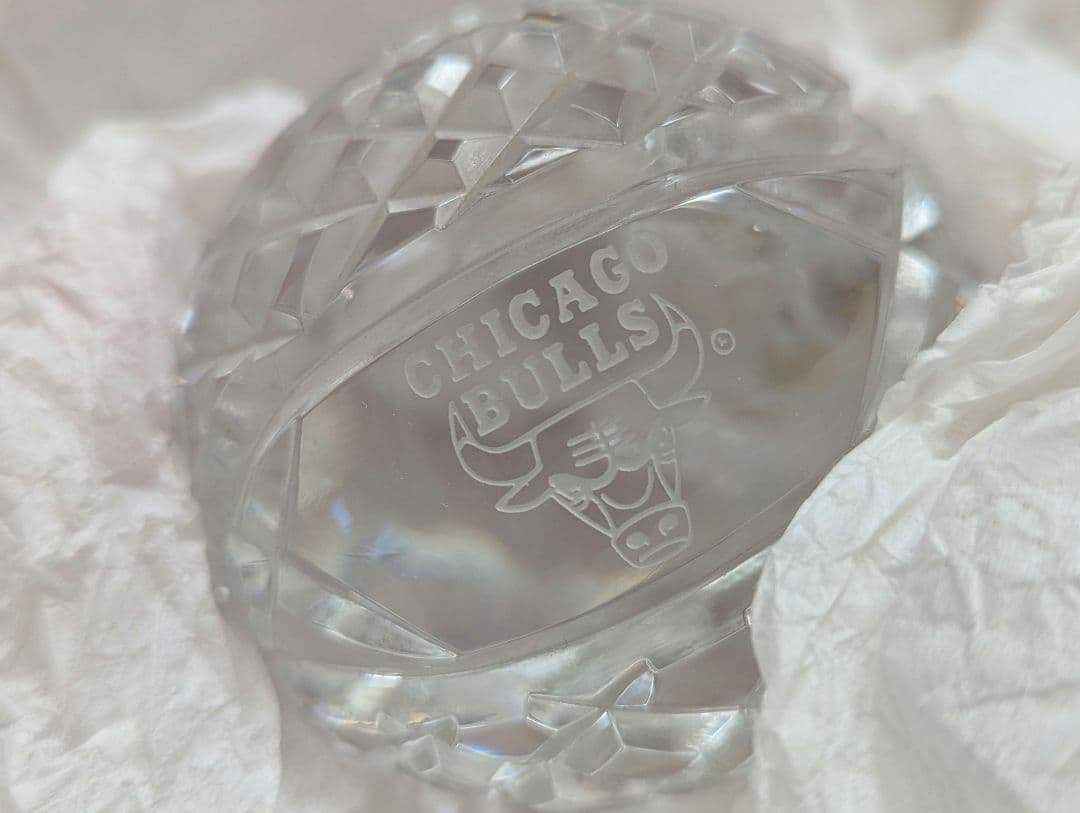  Crystal シカゴ・ブルズ ペーパーウェイト