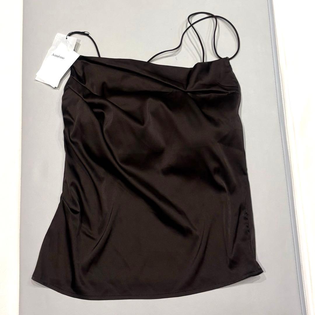 Aimeineカップインドレープサテンキャミソール