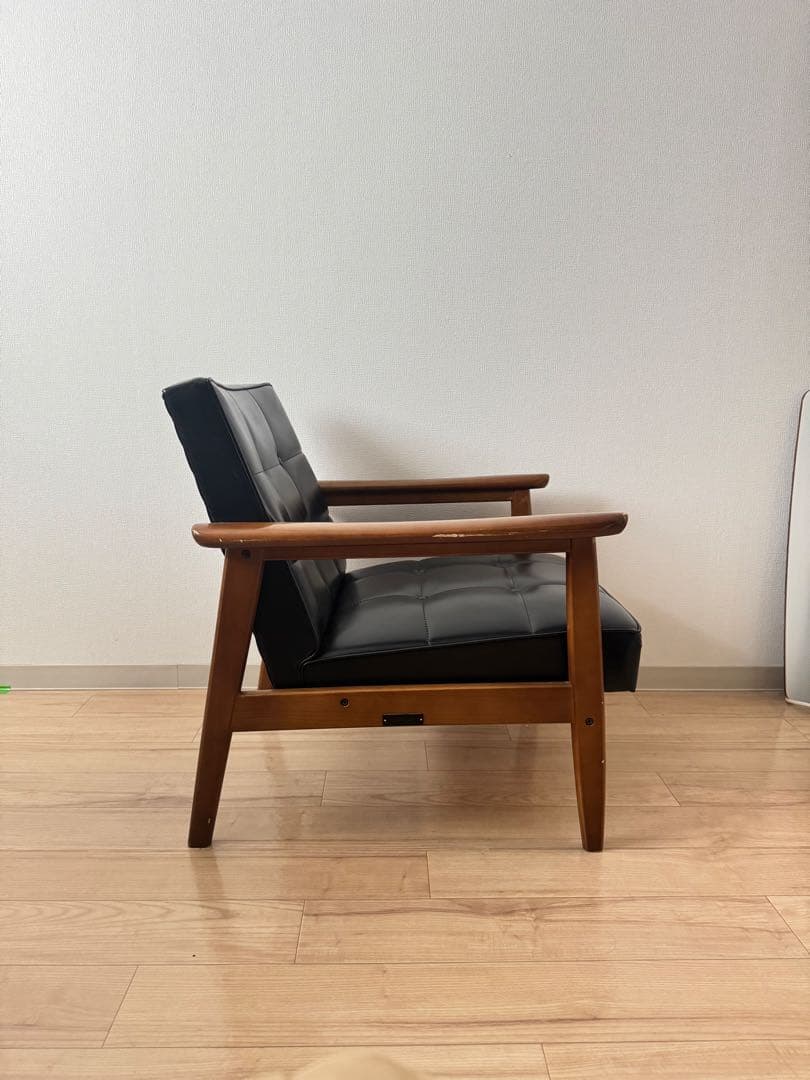 カリモク60 Kチェア 1シーター ブラック【梱包たのめる便発送】