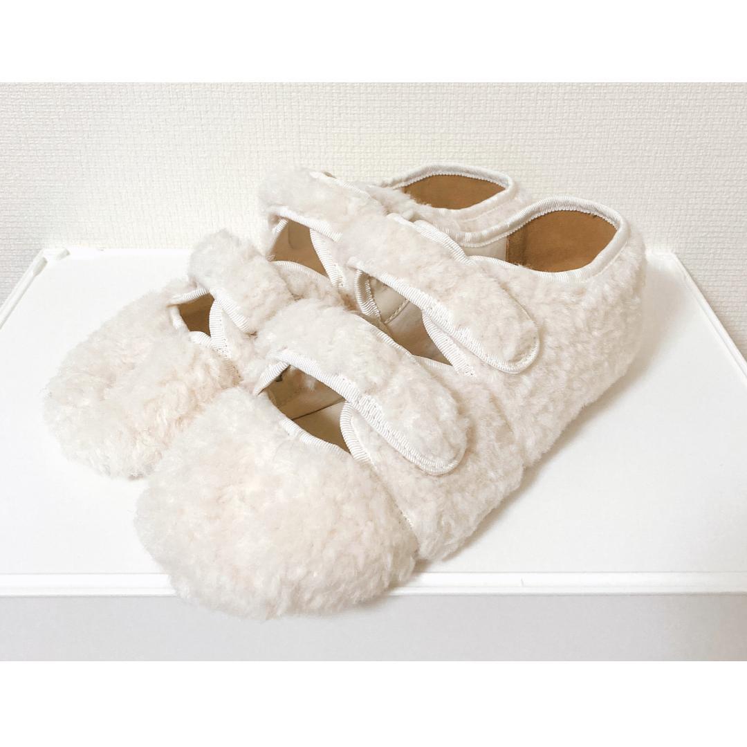 merry jenny 新品 ホワイト Mサイズ フェイクファーベルクロシューズ