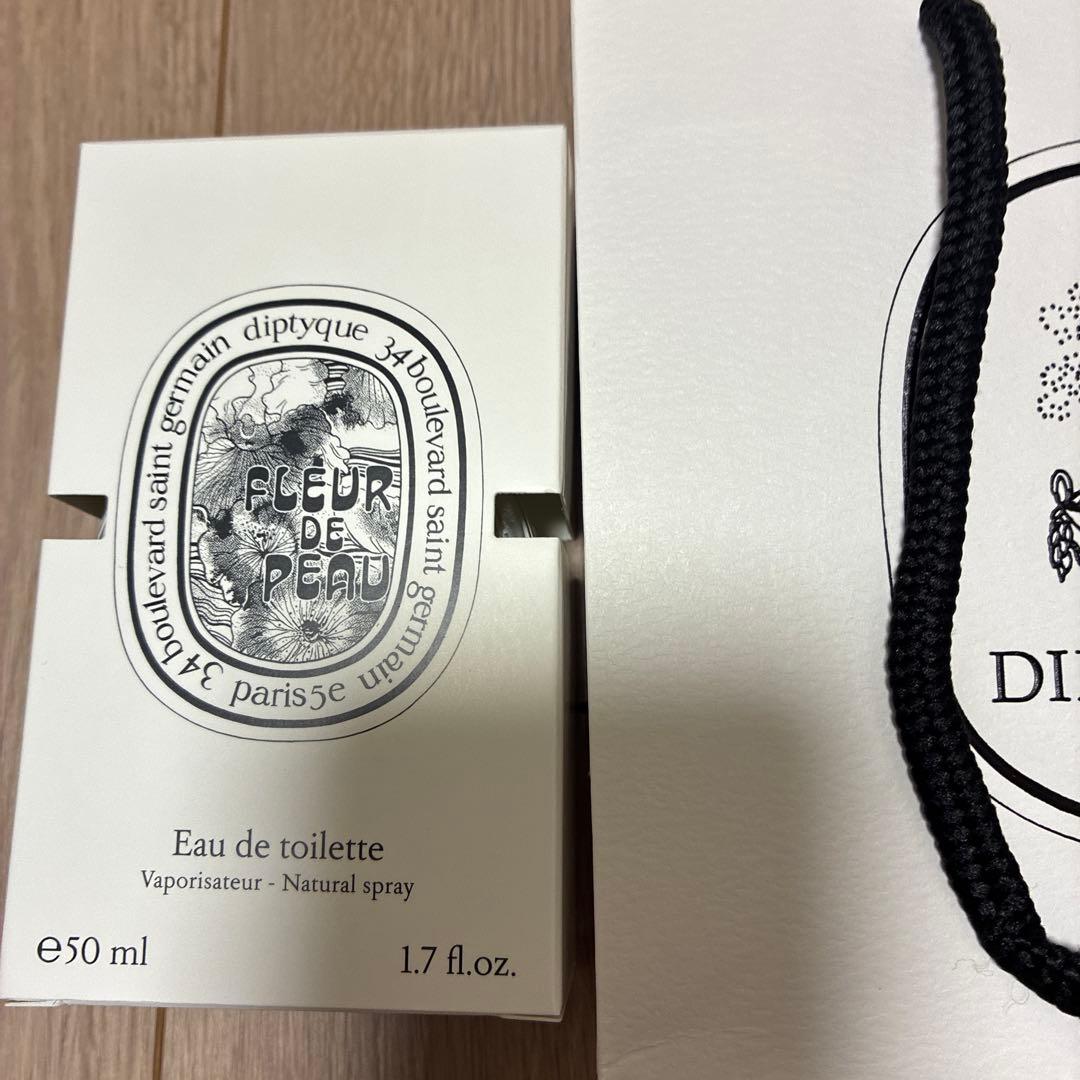 ディプティック　フルールドゥポー　オードトワレ