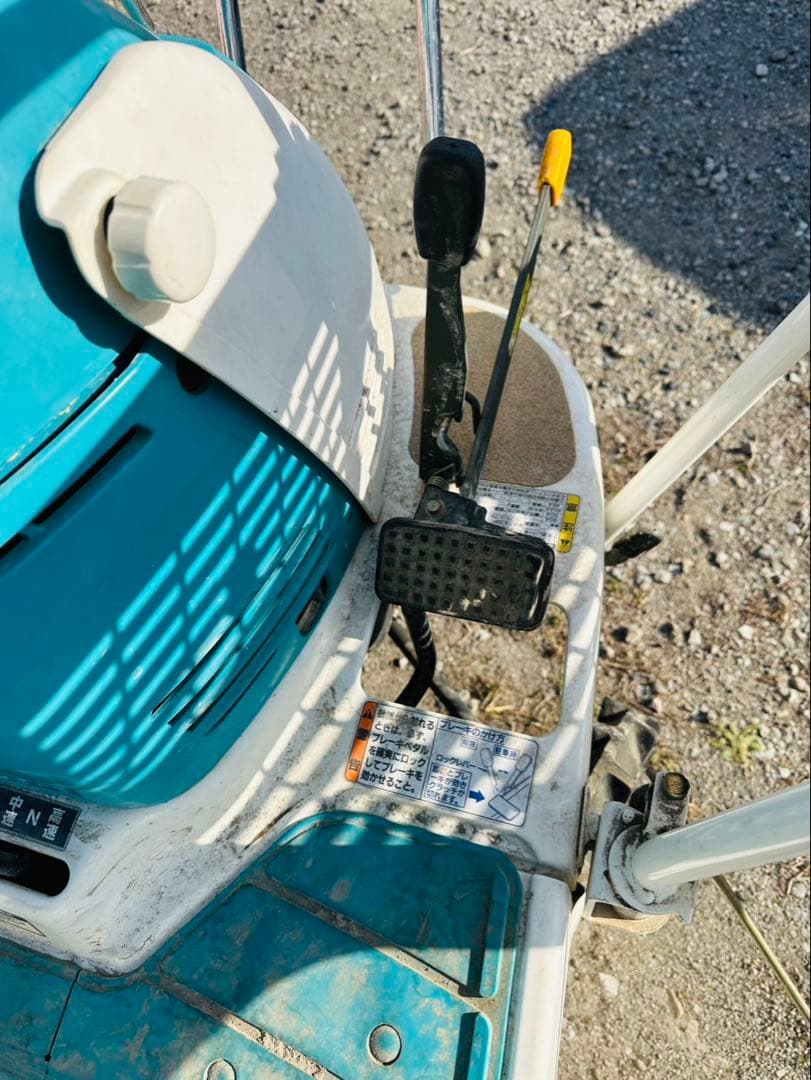 クボタ 田植機 ホワイト/ブルー