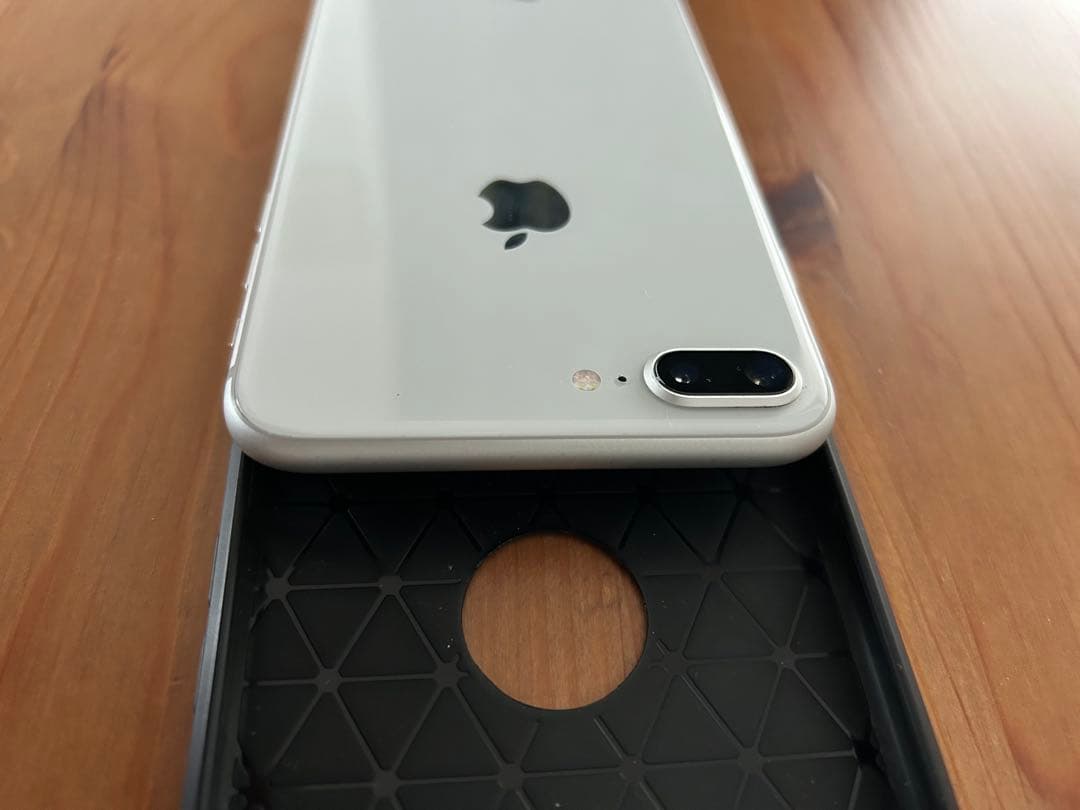 ◼️ セット iPhone 8 Plus ケース + ガラスフィルム SIMフリー