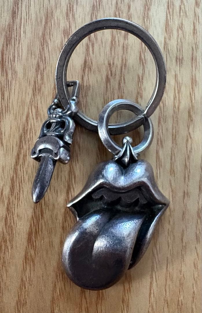 クロームハーツローリングストーンズリップタンネックレスキーホルダー