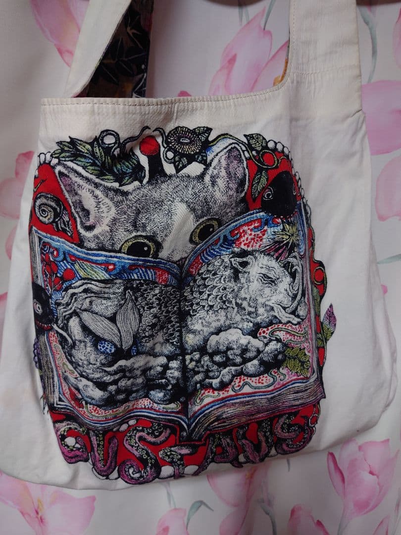 ヒグチユウコ　ホルベインTOOLBOX角缶　タオルハンカチ　　訳ありショルダー…