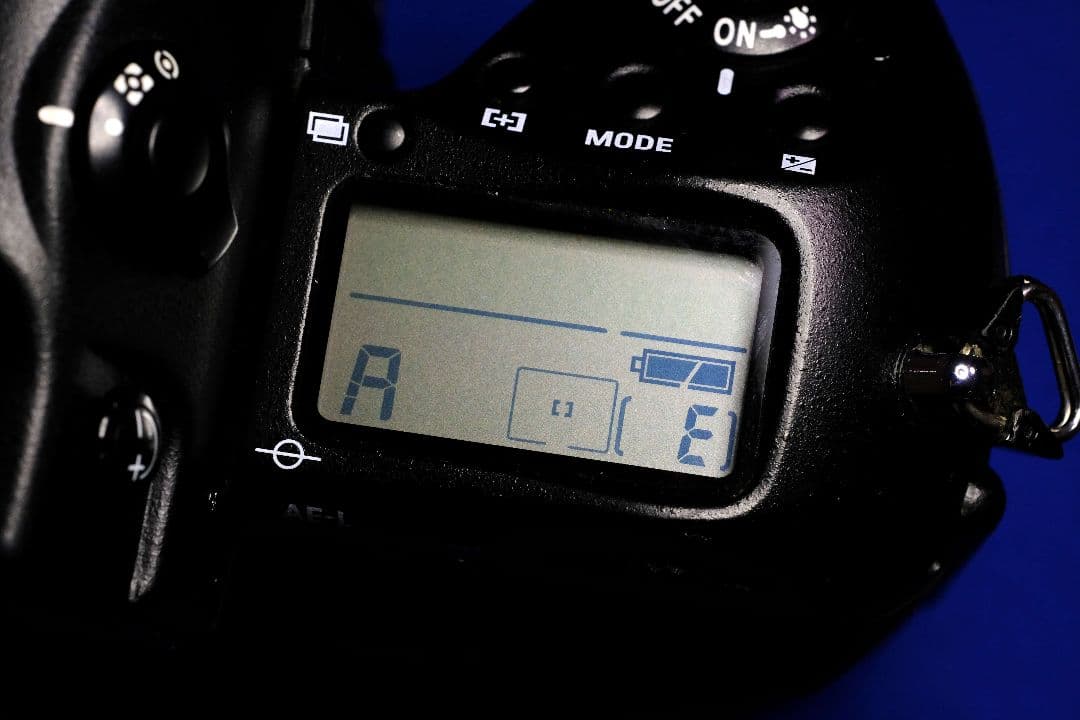 ニコン　Nikon F5 完動品