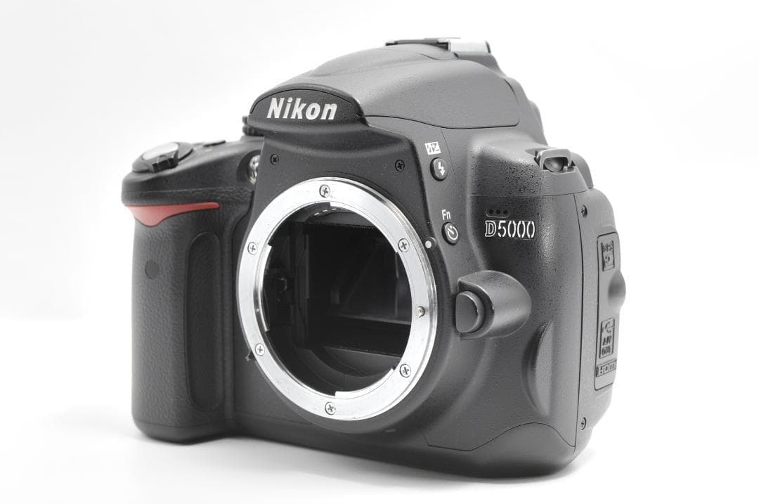 ♥️美品 すぐ使える♥️Nikon D5000 デジタル一眼レフ スマホ転送