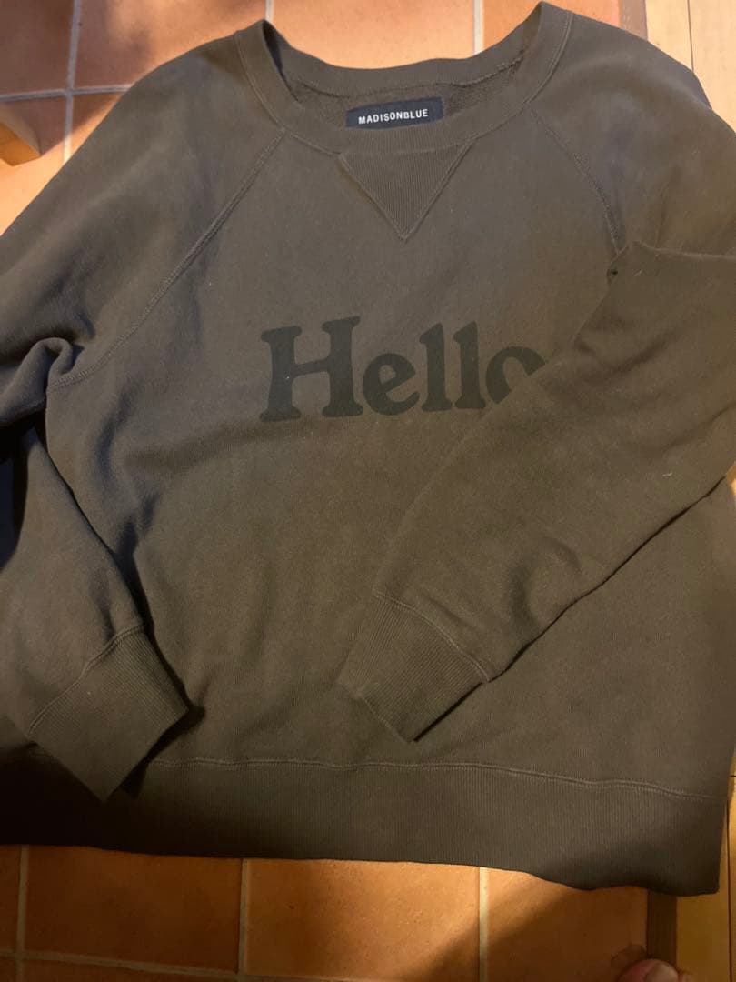 専用　現行品　MADISONBLUE Helloプリント スウェット　01