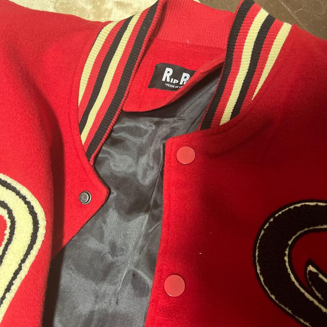 レッド/ベージュ スタジャン 値下げ交渉受け付けてます