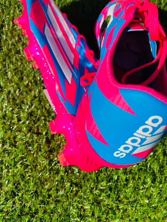 アディゼロf50 メモリーレーン