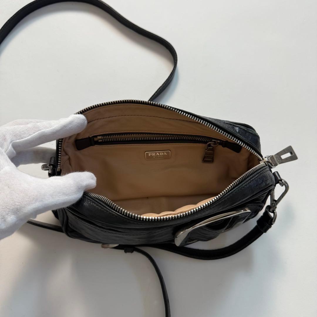 バッグ 1990s Prada leather shoulder mini bag