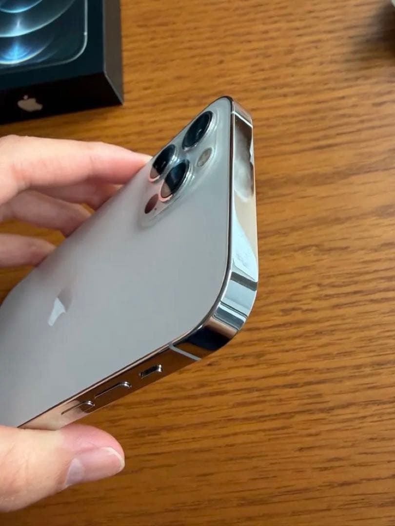 スマートフォン本体 Ace