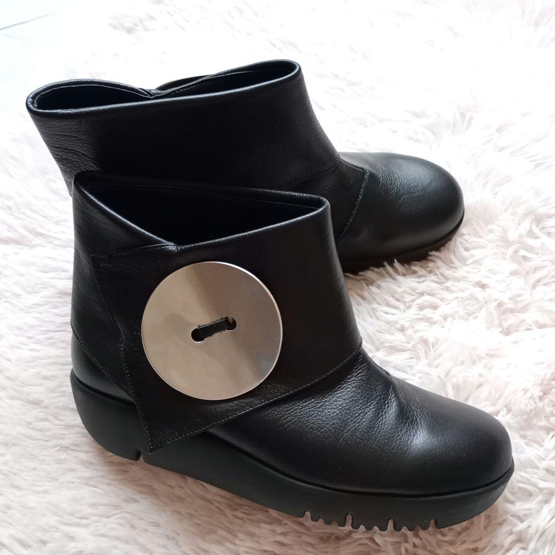 極美品　kawa-kawa　本革　ショートブーツ　カワカワ　センソユニコ　日本製