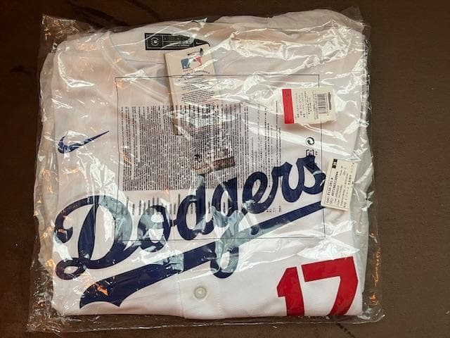 大谷翔平ドジャース東京開幕戦記念ホームNIKELIMITEジャージ♯34パッチ付