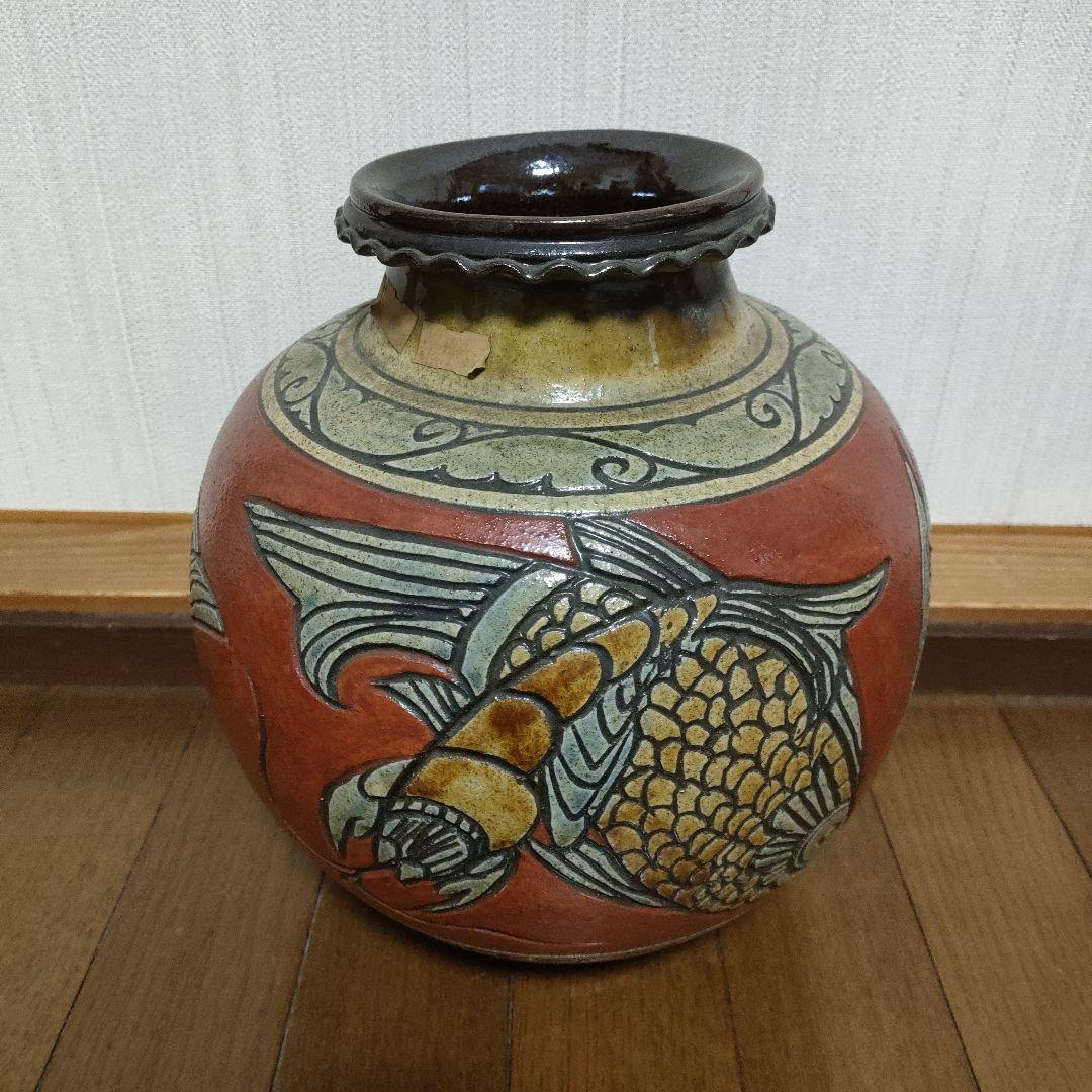 小橋川清正　壺屋焼『魚紋大壺　花瓶』