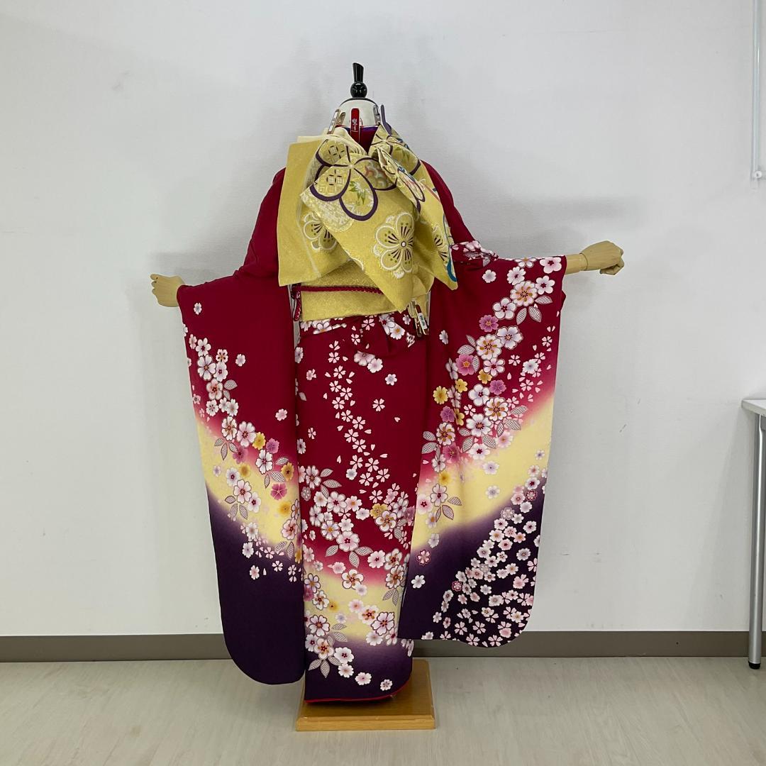 お振袖 赤　桜小花　　正絹　美品　成人式