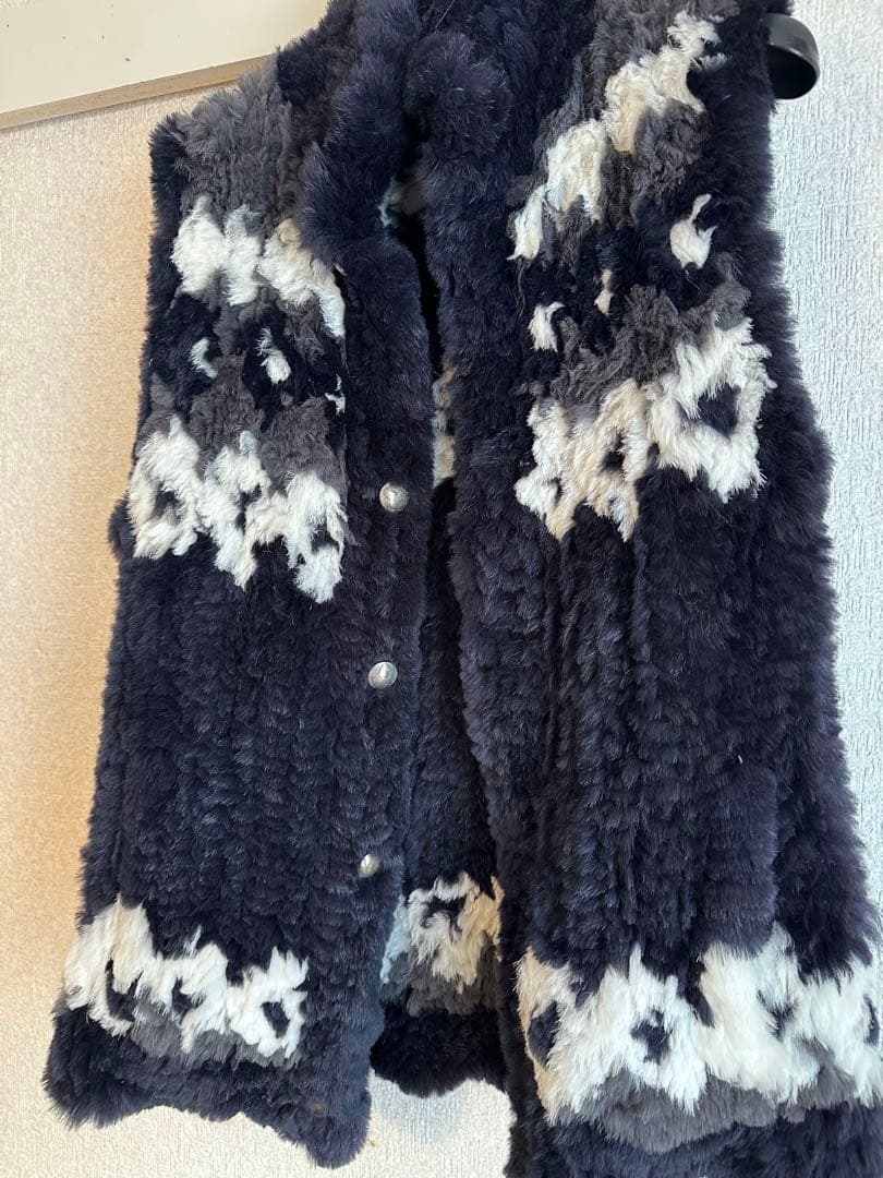 バックラッシュ ラビットファーニット　ベスト Mサイズ 美品