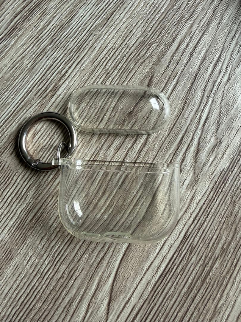 AirPods4本体 充電ケース付き　アクティブノイズキャンセル機能搭載