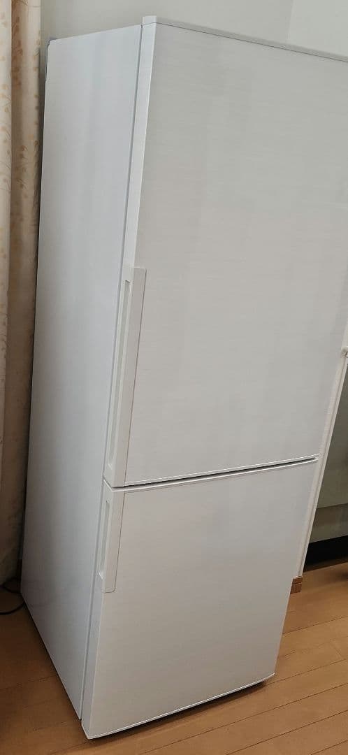 SHARPシャープ⭐ 冷蔵庫 ホワイト　2018年製SJ-PD-27D-W