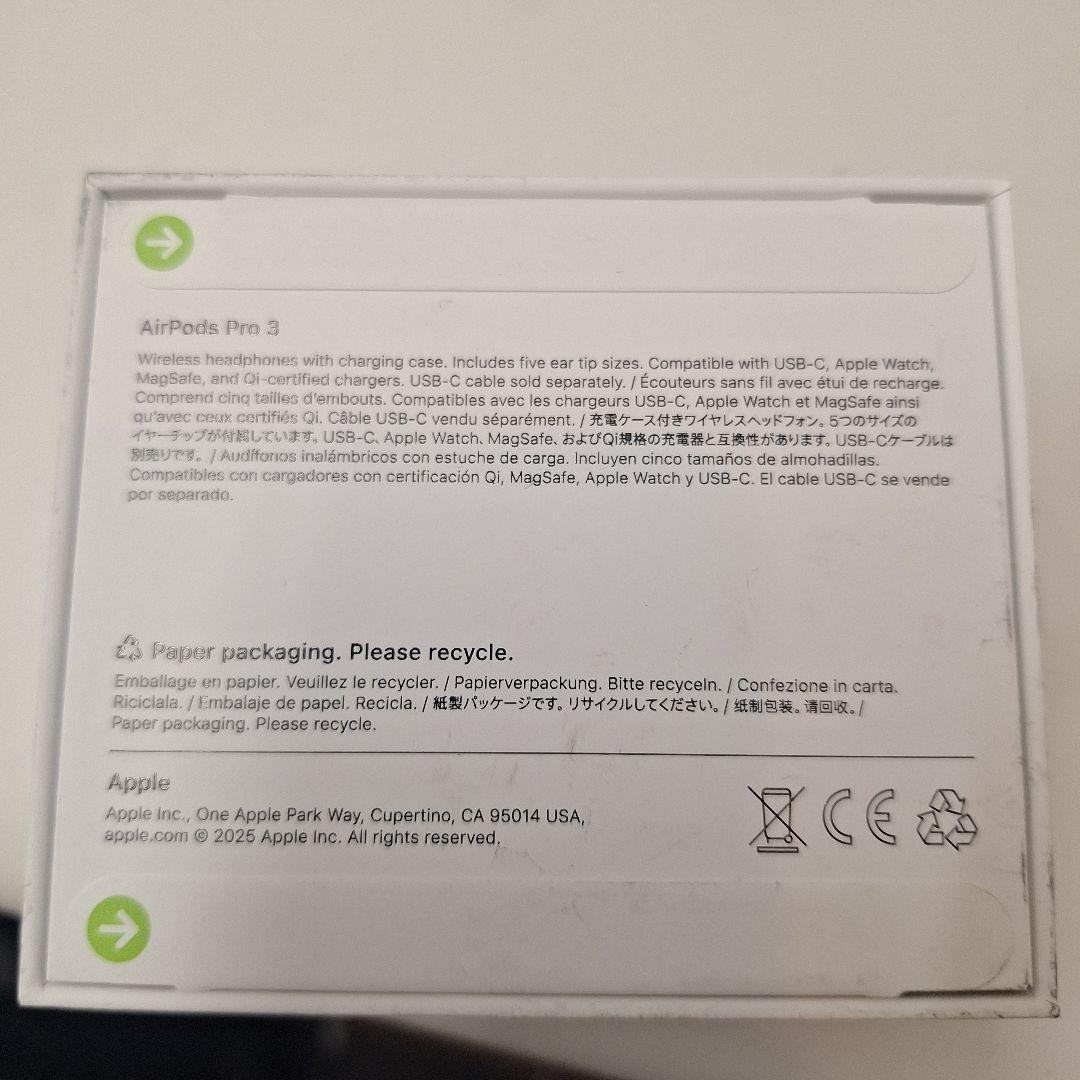 Apple AirPods Pro3 本体　未開