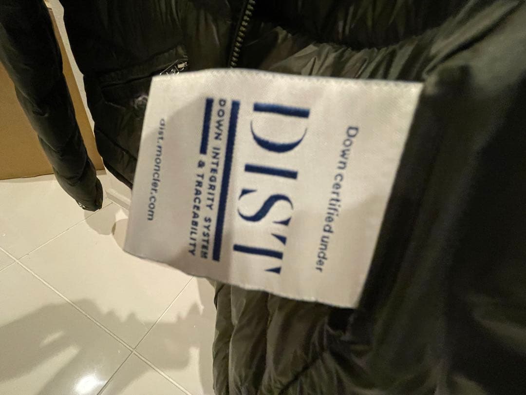 モンクレール　Agay ダウンジャケット