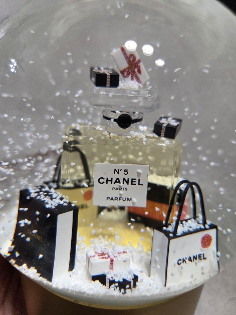 2021 限定ノベルティ　CHANEL　シャネル　スノードーム　レア　100周年