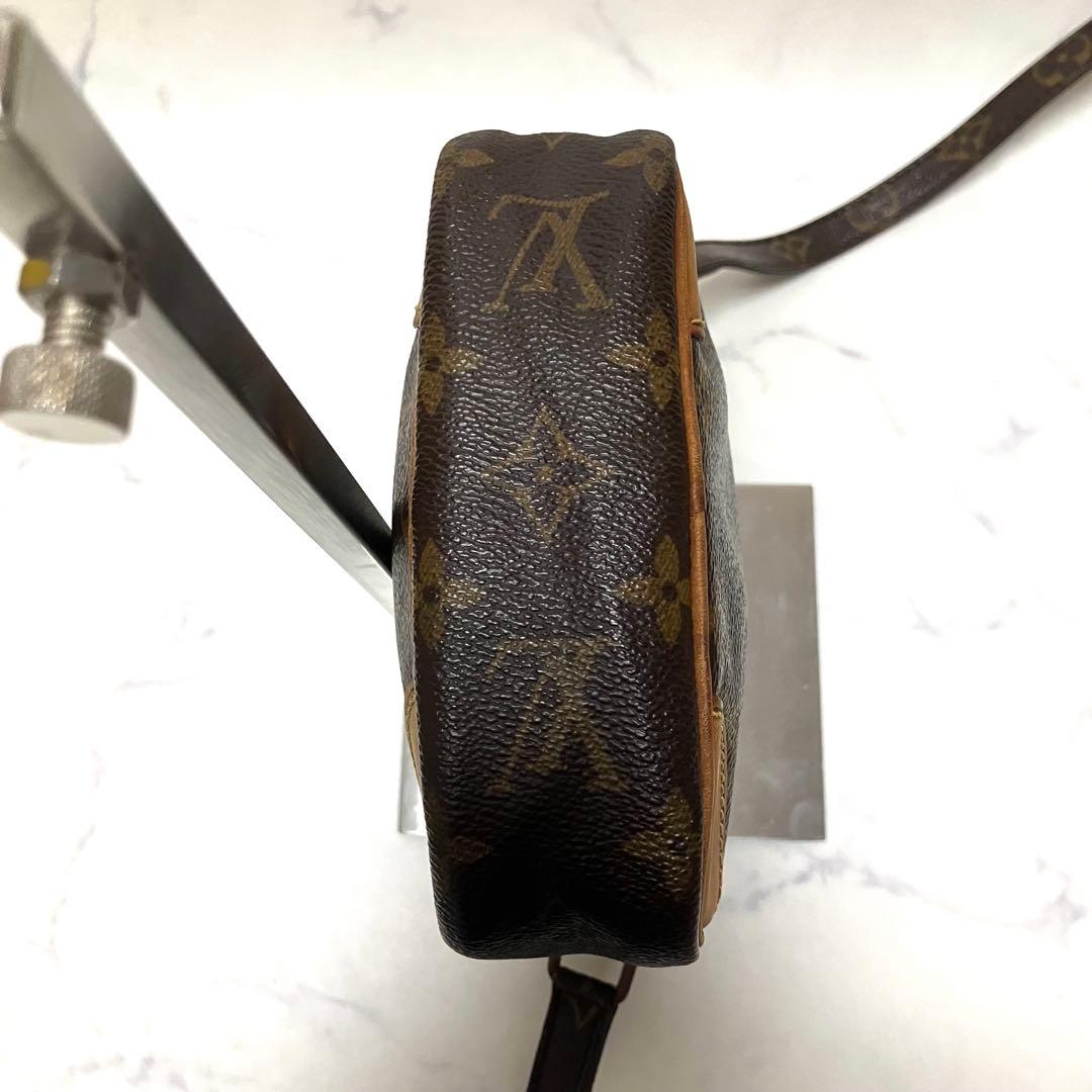 ルイヴィトン ショルダーバッグ ダヌーブ モノグラム pvc レザー