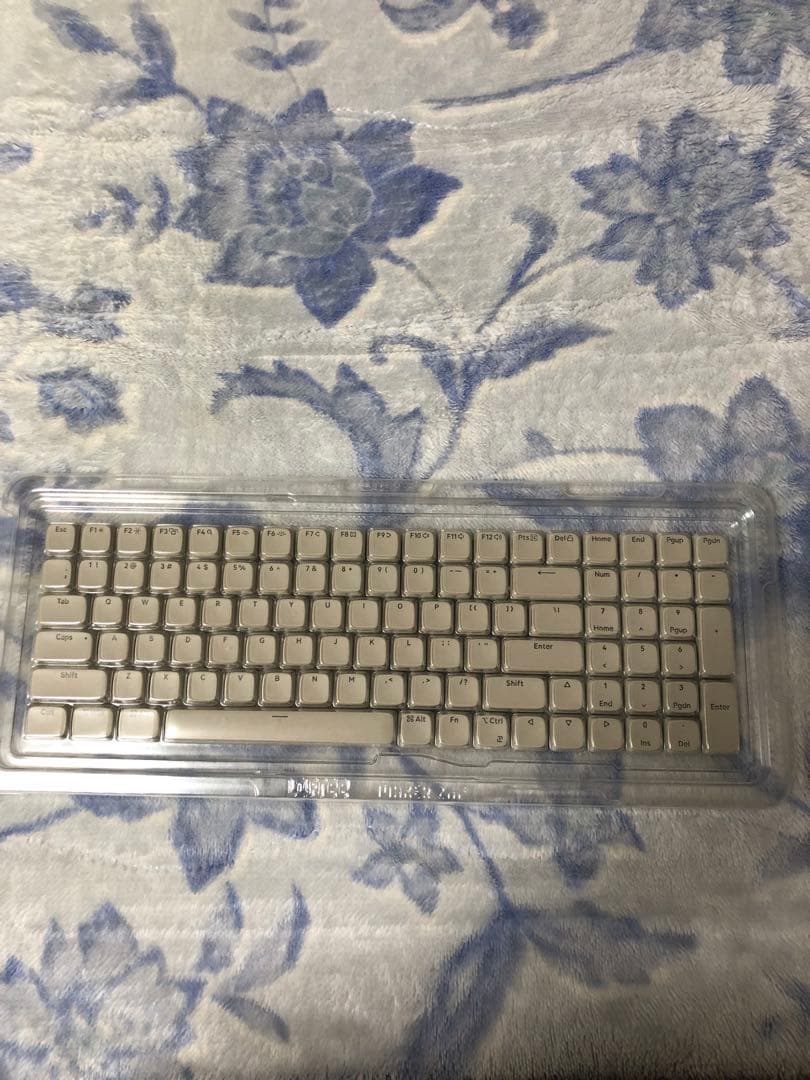 Lofree Flow Lite 100 Retro キーキャップ付き