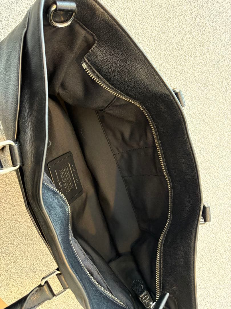 COACH コーチ ブラック レザートートバッグ F68944 新品ストラップ付