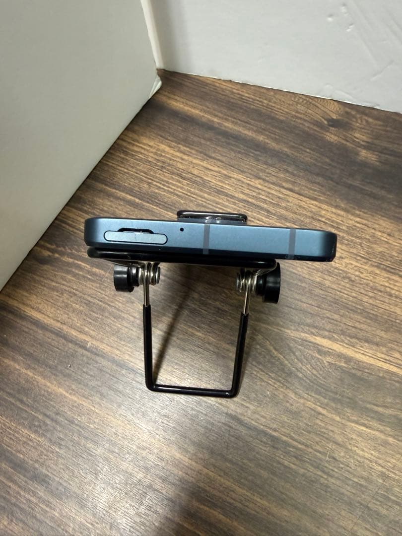 AQUOS sense8 ジャンク品