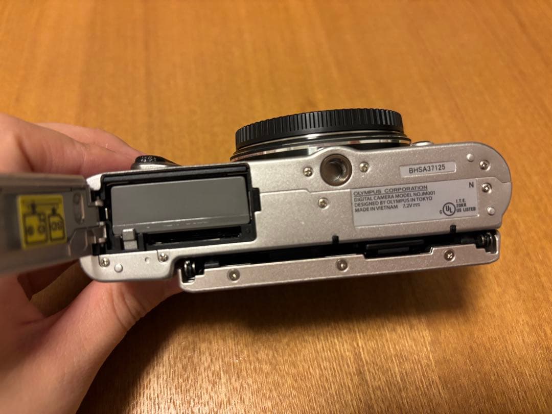 【期間限定特価！】OLYMPUS PEN E-PL8 ブラック レンズ2本付き