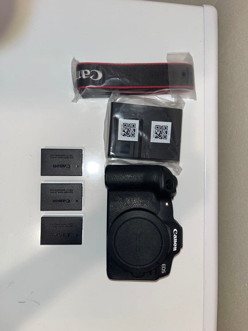 Canon EOS R8 ボディ