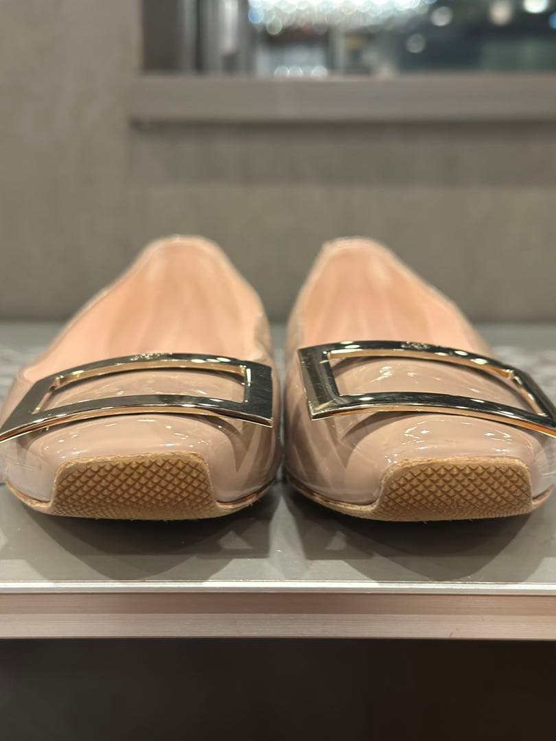 ロジェヴィヴィエ　フラットシューズ　ベージュ