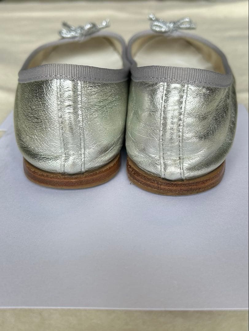 Lepetto シルバー フラットシューズ