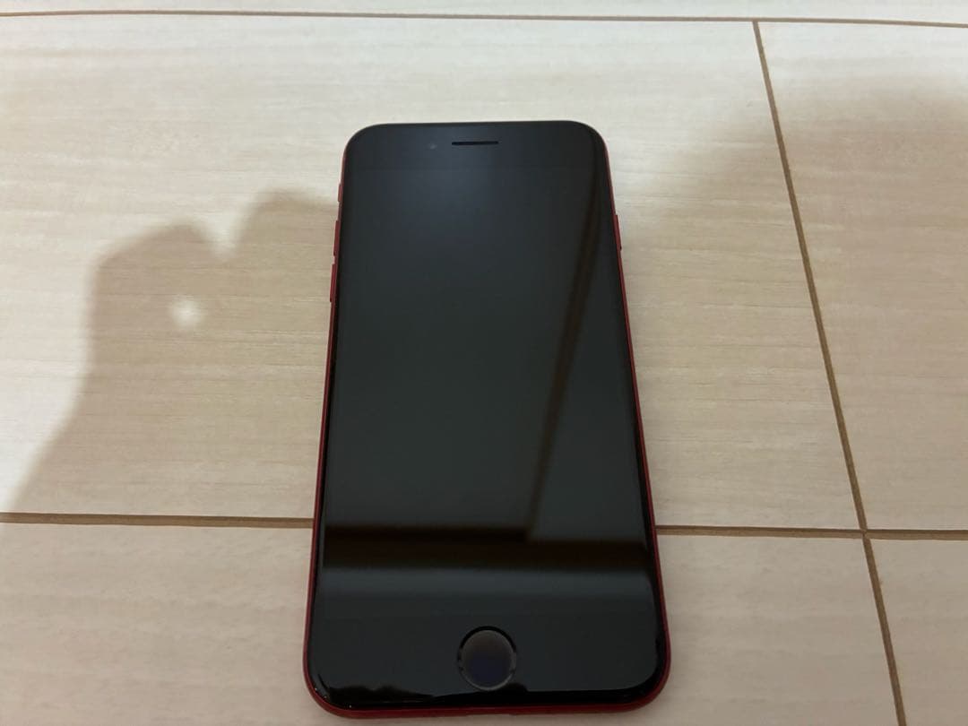 iPhone SE 第３世代 レッド 128GB