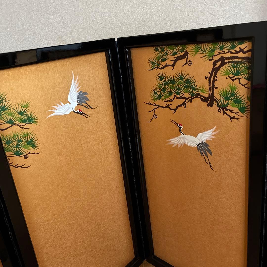 雛人形錦屏風　手書蒔絵　松、鶴