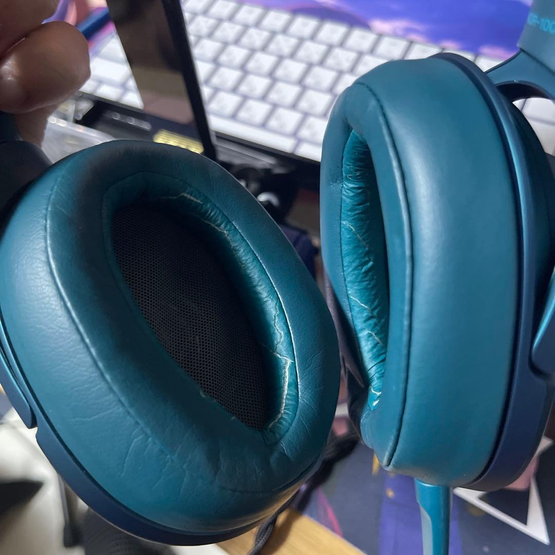 SONY ヘッドホン h.ear on(MDR-100A)初音ミクモデル