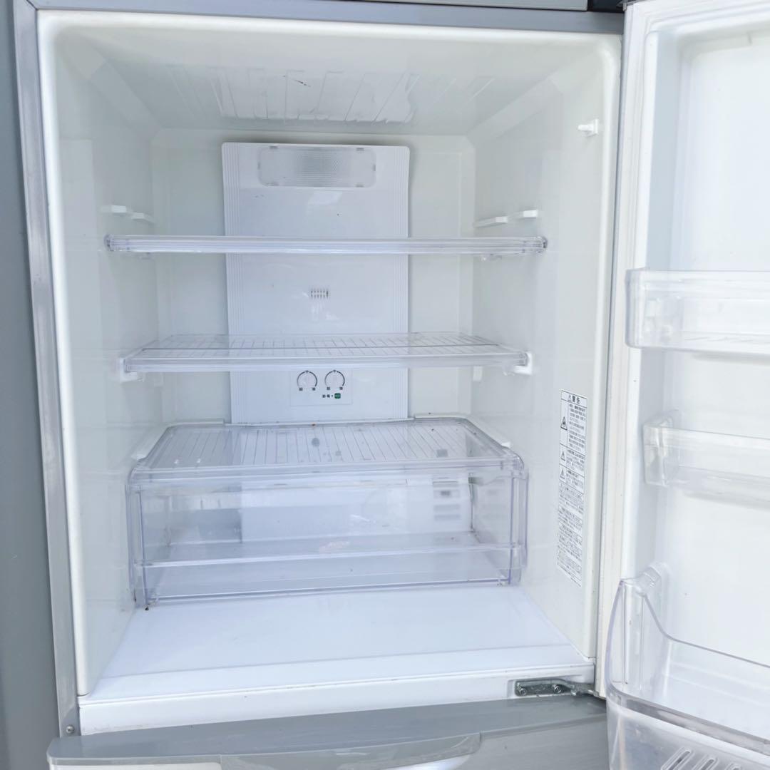 取付無料！完動品！高性能AQUAスタイリッシュシルバー3ドア冷蔵庫！洗濯機