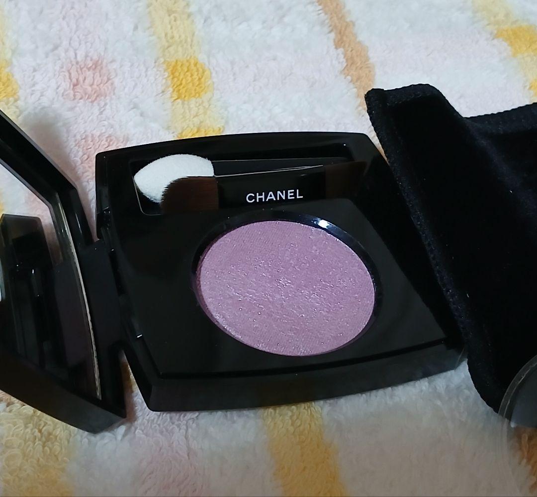 CHANEL　オンブルエサンシエル　250　モーヴ　シュクレ