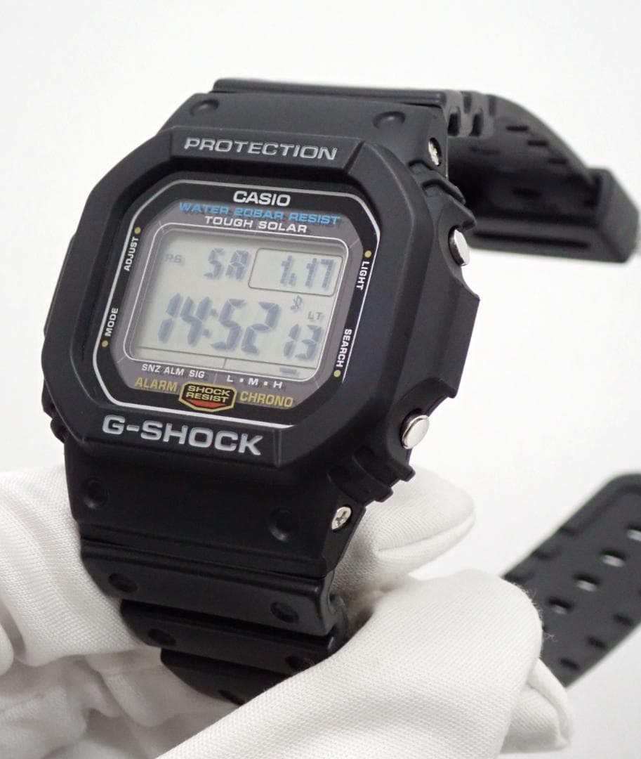 美品 CASIO G-SHOCK G-5600UE-1JF ソーラー 国内正規品
