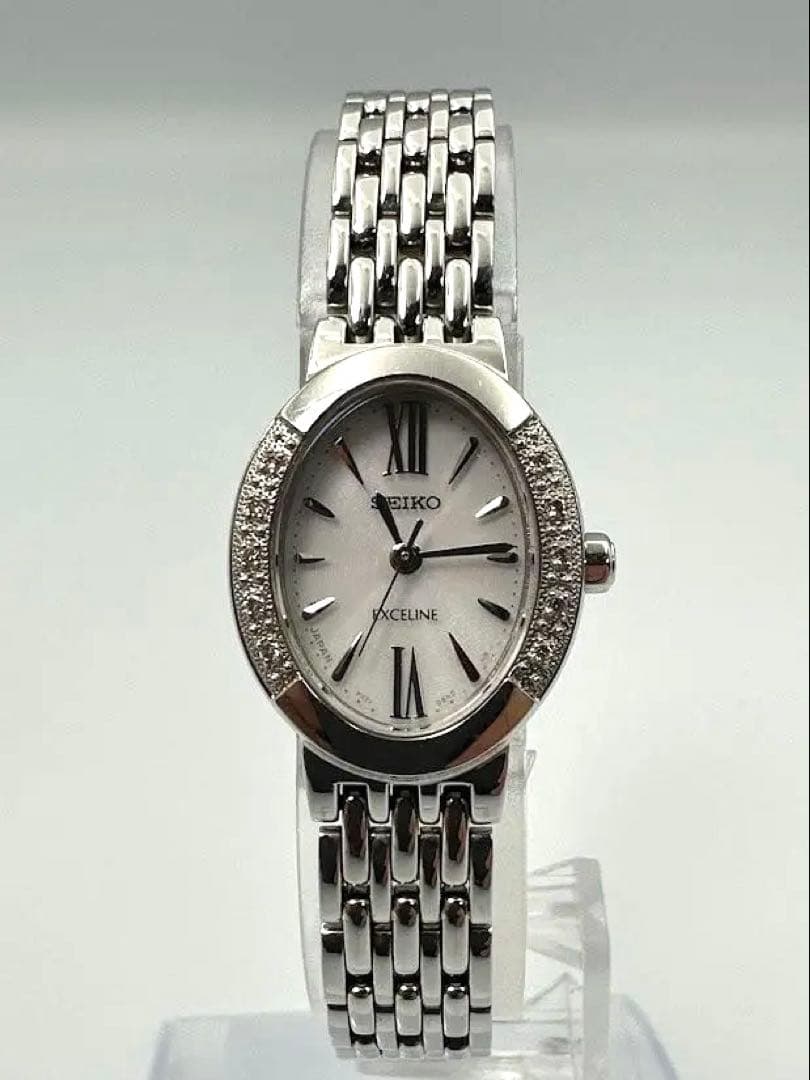 SEIKO エクセリーヌ V117-0AV0 腕時計 ソーラー オーバル 921