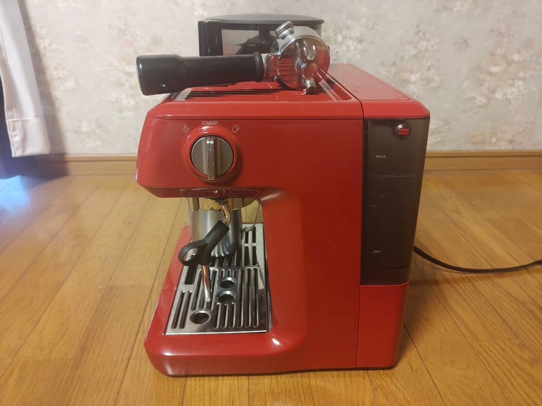 コーヒーメーカー・エスプレッソマシン Breville Barista Cranberry BES870CBXL