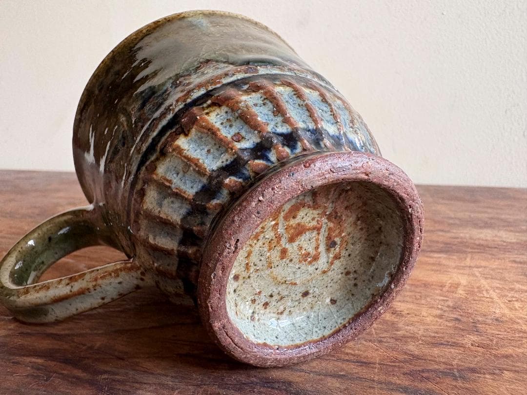 イムサエム　コーヒーカップ　線刻紋　大きいサイズ　使用品　美品