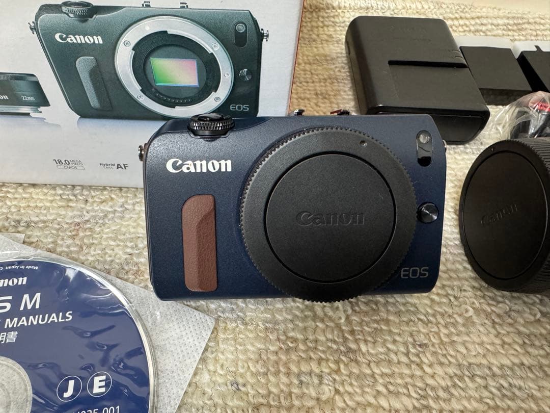 Canon EOSM ダブルレンズセット&望遠おまけ