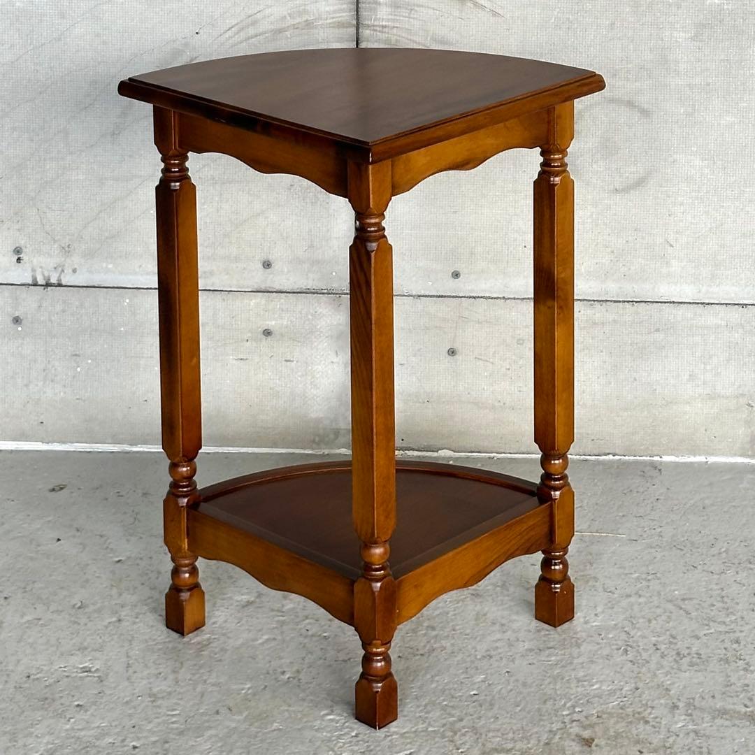 ✦80年代✦ 昭和レトロ 純喫茶の片隅にありそうな 木製コーナーテーブル 花台