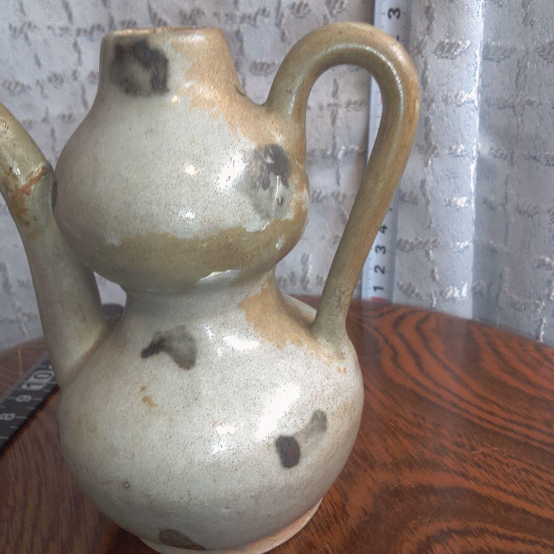 骨董６手作り陶器壺、二重ボディ