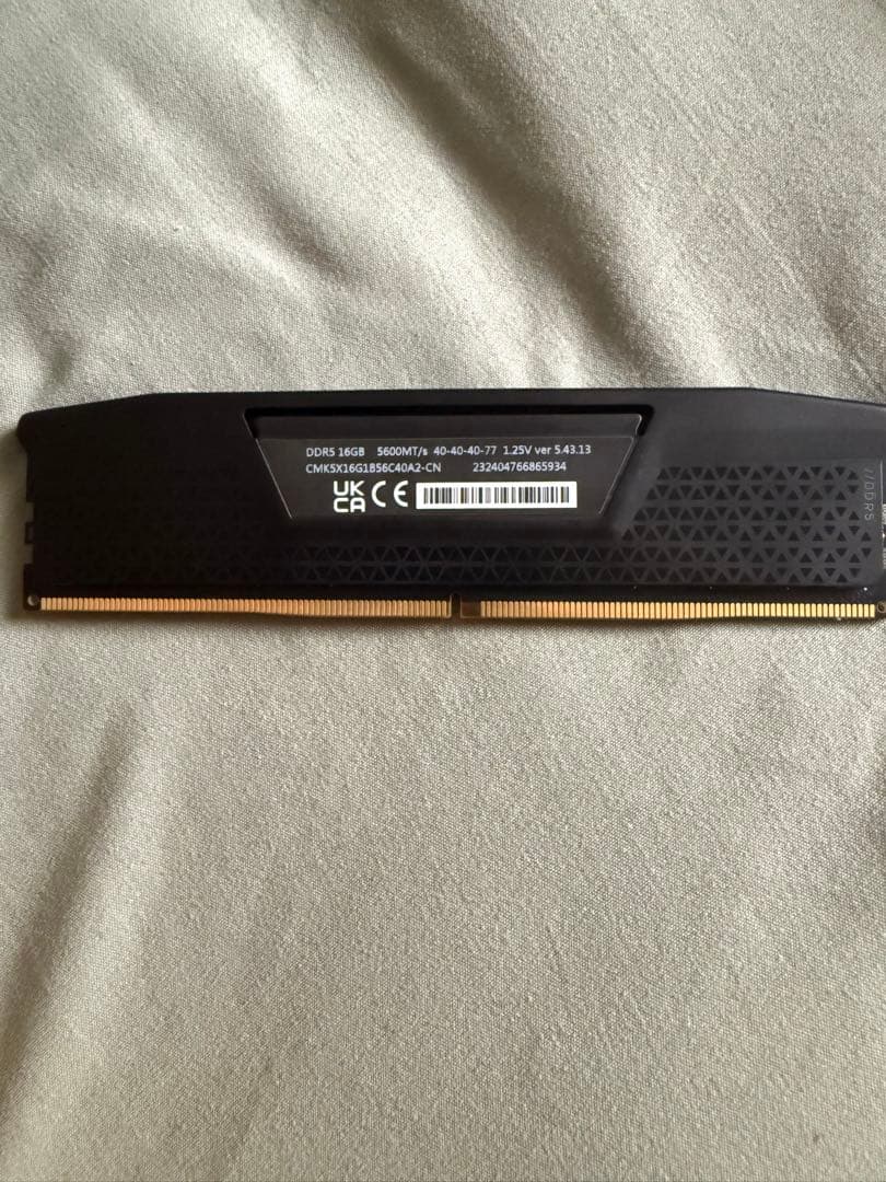 VENGEANCE 16GB DDR5 5600MHz メモリ