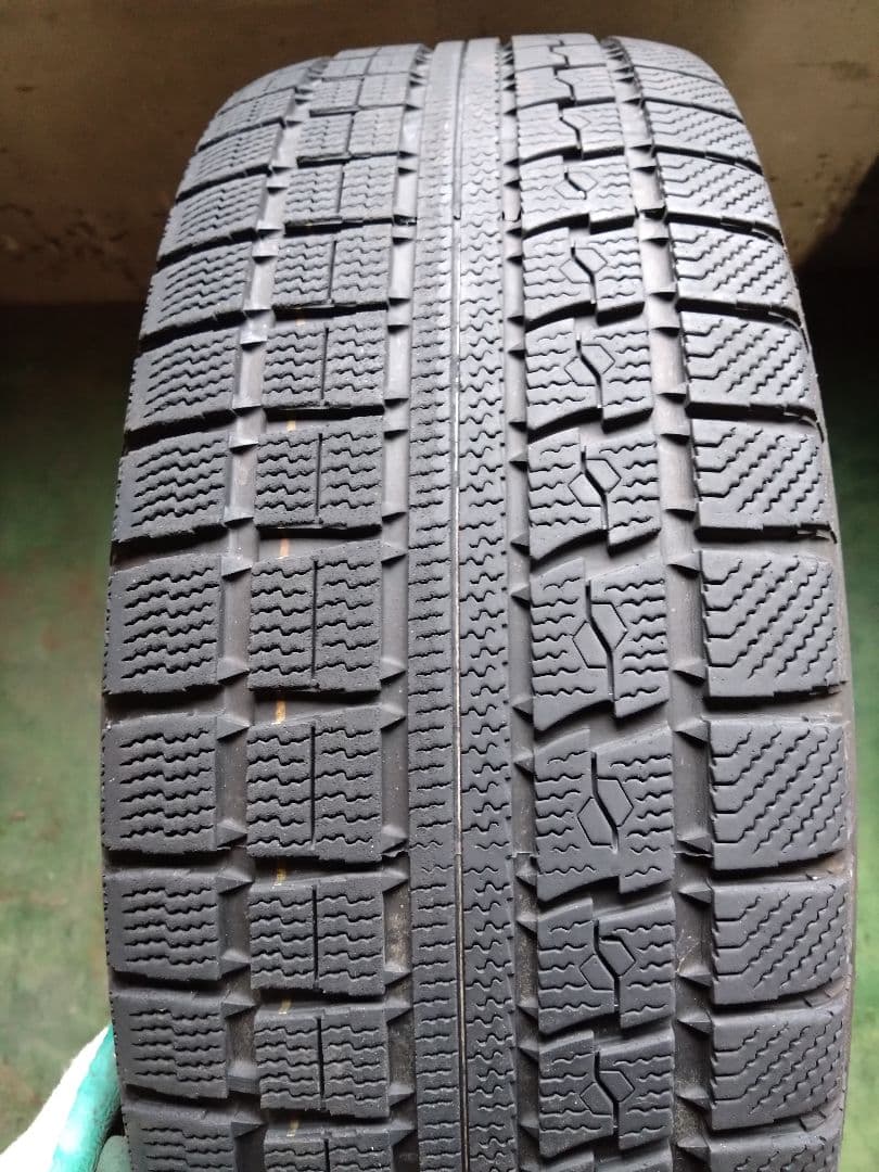 VELVA SPORT スタッドレスホイールセット 7J +55 PCD114