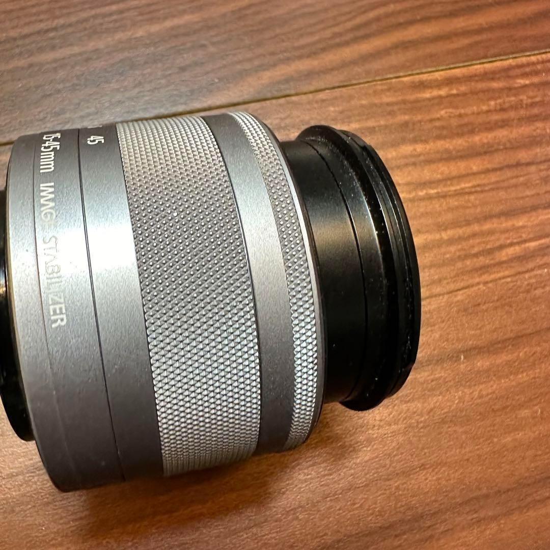 Canon EOS Kiss M 標準レンズキット 一眼レフカメ 0311